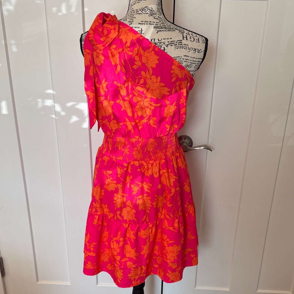 Bright One-Shoulder Floral Dress in Hot Pink & Orange - Picture 3 of 3